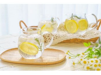 サンスターサレーヌ フェイシャルサロン 高田馬場駅前店/アフタードリンク