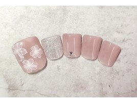 6000円　フットネイル