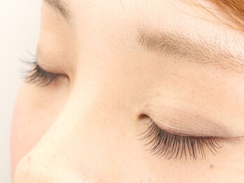 アース 佐世保早岐店(HAIR & MAKE EARTH)/高級セーブル毛使用 100　3650円