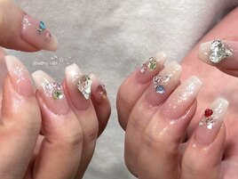 ジェエリーネイル
