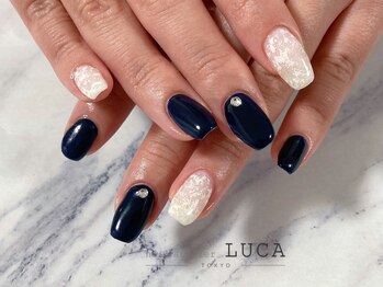 ネイルアトリエルカ(nail atelier LUCA)/W-460 大人可愛いスノーネイル