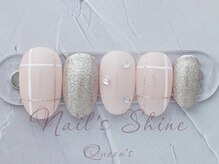 ネイルズシャインクイーンズ(nail's Shine Queen's)/上品トレンドアート