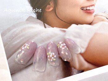 アグニークリッシェ(Agunik Riche)/【フラワーネイル】