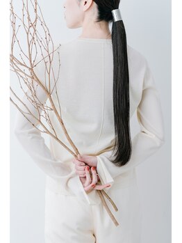 ツメトトノウ/トトノウ指先に…