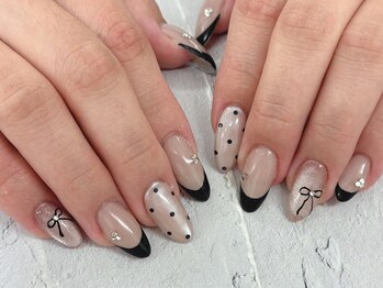 ディーネイル 池袋(D-nail)/【森】黒フレンチ×手描きリボン