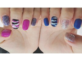 迷彩ネイル