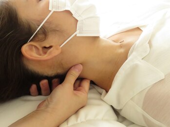 宙 郡山桑野店/頭の他に首・肩・デコルテも