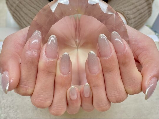 2025年冬】きれいめネイルのネイルデザイン集｜人気順｜ホットペッパー  