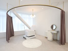 サロン ド リリー(salon de Lily)/広々とした半個室スペース◎