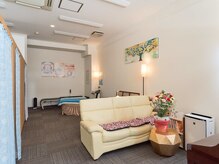 ルクシア(Luxia)の雰囲気（広々空間の店内は静かで癒しの空間です♪）