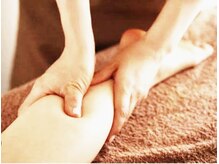 リノカピリナ(Lino ka pilina)/脚のリンパマッサージ