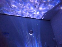 夜空をイメージしたオーロラ、プラネタリウムの癒し空間☆彡