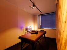 施術室！JAZZを聞きながら♪痛みの少ない施術。初めての方こそ◎