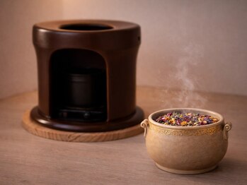 韓国式ダイエット&美肌専門店 Lapua の写真/【韓国伝統よもぎ蒸し♪】よもぎ×漢方の伝統よもぎ蒸しで究極デトックス！代謝UPで根本から冷え改善☆