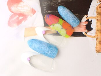 ネイルサロン ティディ(TIDY)/大人フラワー&デニムネイル