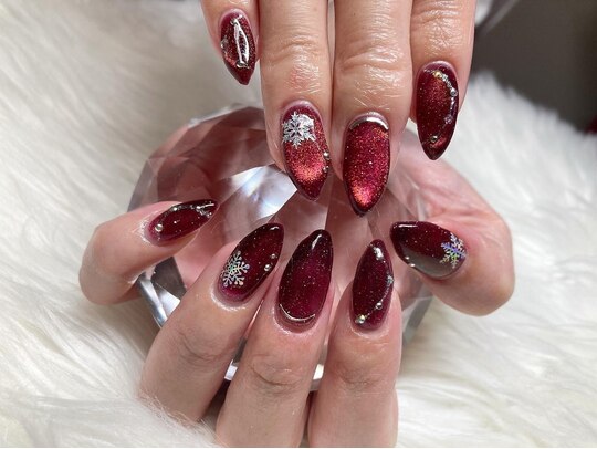 2025年冬】ボルドー クリスマスのネイルデザイン集｜人気順  