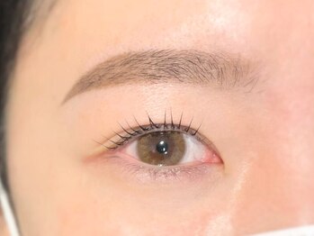 クレビア(CreBiA)/まつ毛パーマ+眉毛スタイリング