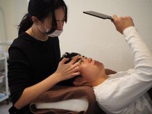 【人気急上昇】男性もサロンで眉毛を整える時代！！眉毛が変わるだけで顔の印象がUP☆