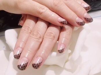 キープ ネイルサロン(KEEP)/ドットで大人フレンチ♪