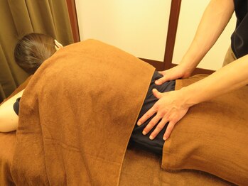 ほぐしあっぷ 北千住店/施術 背中・腰