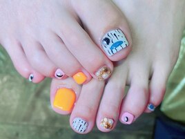 フットネイルデザイン