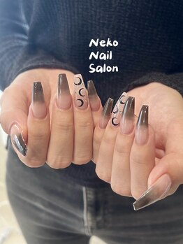 ネコ(Neko)/月シール カラグラ トレンド