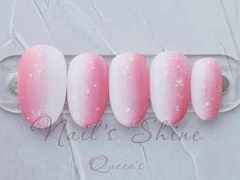 ネイルズシャインクイーンズ(nail's Shine Queen's)/上品トレンドアート