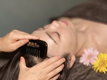 健康美 東洋医学療法院 鴻巣店/小顔コースはヘッドマッサージ付