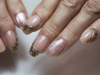 ミーナネイル(miinanail)/マグネット&ミラーネイル