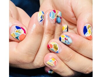 オズ ネイルアンドアイ(OZ NAIL&EYE)/個性派タイル風ネイル