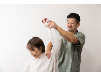 なかじま整骨院 整体院/巻き肩もしっかり改善/所沢/整体