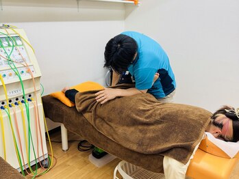 六角橋つつみ接骨院/気になる浮腫にさよなら☆