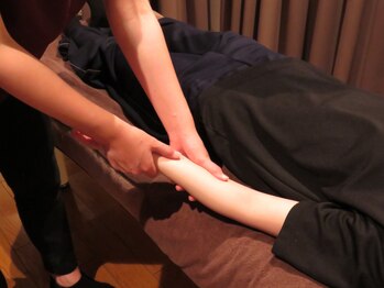 カラダケア 札幌大通店/ハンドリフレ