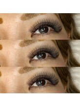 アイラッシュブルー(Eyelash BLUE)/印象的な瞳☆ボリュームラッシュ