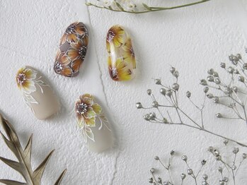 ネイル マキア(NAIL MAQUIA)/