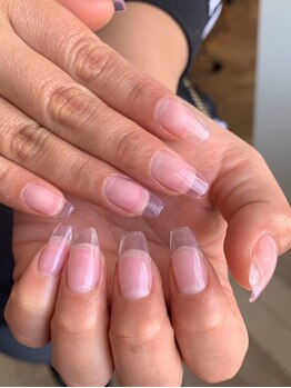 カラーズネイル(COLOR'S NAIL)の写真/【自爪にコンプレックスがある方もおまかせ下さい◎】お客様のお爪の状態に合わせた長さ出しで理想の指先に