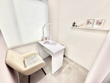 <半個室>シェアサロンですが落ち着いてお過ごし出来ます。