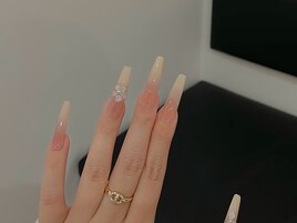 キラキラネイル