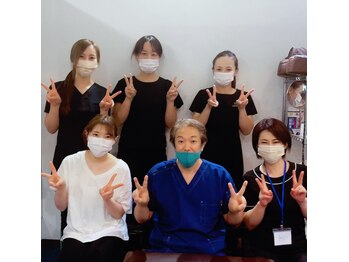 エミ(emi)/恵比寿の田所先生のサロンへ