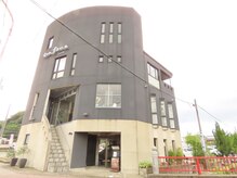 【津幡駅目の前】裏の月極駐車場の中に当店駐車場ございます♪