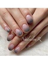 アール 喜多見 成城学園前(R)/グラデーションネイル