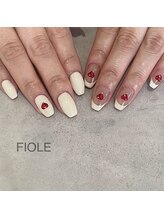 フィオル(FIOLE)/アシンメトリー