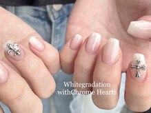 ワン 四条烏丸(One)/乳白色グラデーション×クロム♪