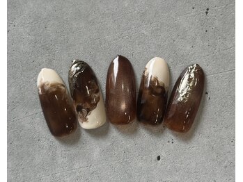 ニアウネイル(niau nail.)/秋ネイル