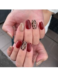 ヒョウ柄ネイル