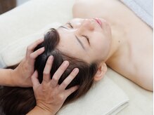 全コースに脳疲労ケアのドライヘッドスパがついてます◎