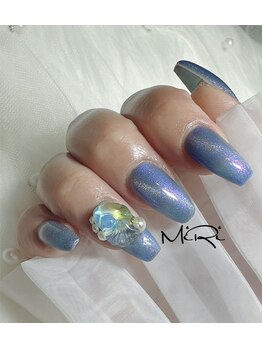 ミリ(MiRi)/マグネットネイル