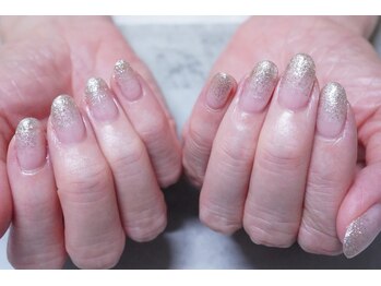 プチリリィ(Petit Lily)/綺麗めラメグラデ