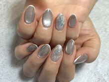 ネイルズピクシー ルヴィルーム(Nail's pixie REVI room)/マグネットネイル