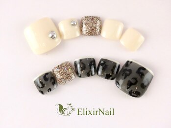 エリクサーネイル 神田(Elixir Nail)/フット やり放題 / クーポン使用